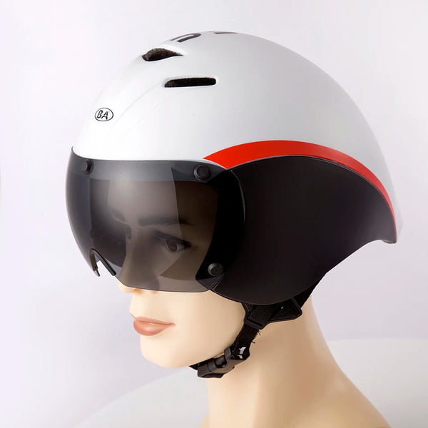 Capacete com óculos aero